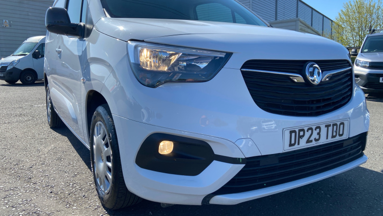 Vauxhall Combo Cargo Combo L1 Diesel 2300 1.5 Turbo D 100ps H1 Pro Van